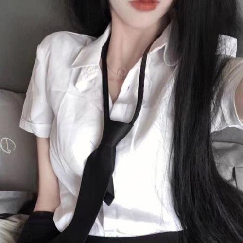 八又二分一女人